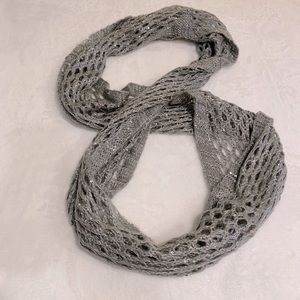 Infinity scarf